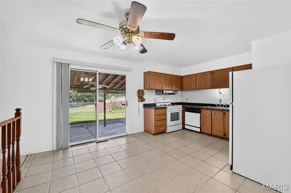 11889 Laredo CT, St Louis, MO 63138