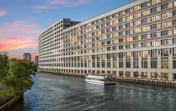 900 N KINGSBURY ST #1105, Chicago, IL 60610