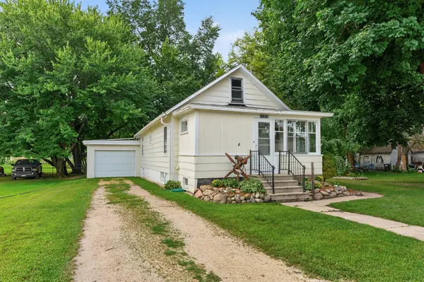 11275 US Route 20 HWY, Garden Prairie, IL 61038