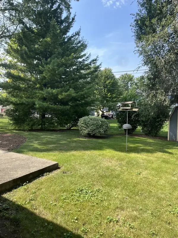 480 Martin DR, South Elgin, IL 60177
