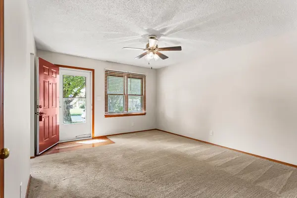 3008 Ladue DR, Champaign, IL 61822
