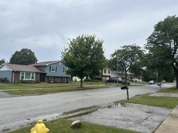 4108 Sumter DR, Matteson, IL 60443