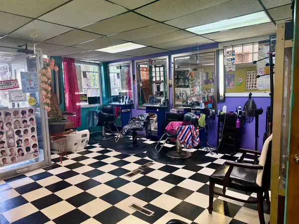 8821 S Commercial AVE, Chicago, IL 60617