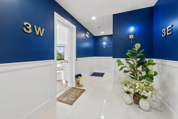 1157 W Erie ST #3W, Chicago, IL 60642