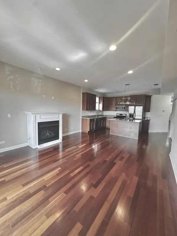 7544 W Belmont AVE #2W, Chicago, IL 60634
