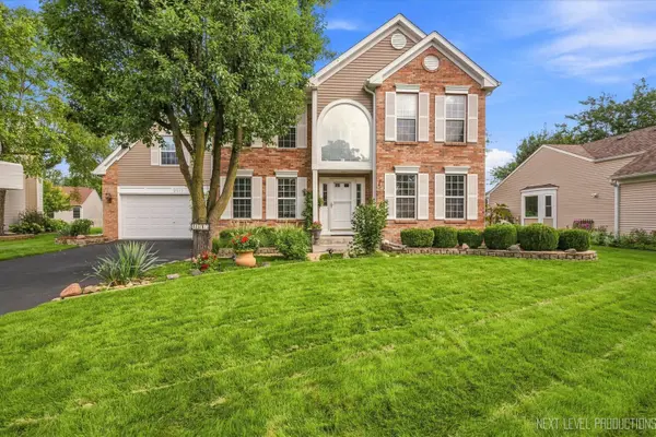 2513 Briarwood CT, Aurora, IL 60506