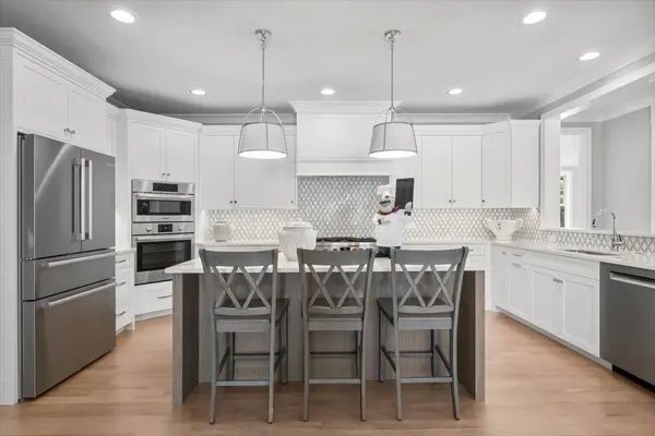 6210 Clarendon Hills (Lot 2) RD, Willowbrook, IL 60527