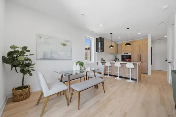 5428 N Winthrop AVE #403, Chicago, IL 60640