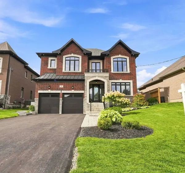 24 Cemetery RD, Uxbridge, ON L9P 1R1