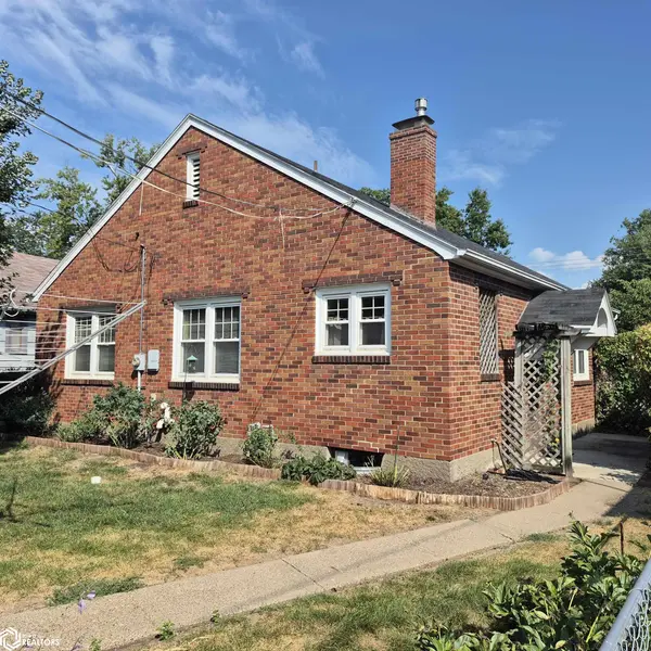 130 E Alta Vista, Ottumwa, IA 52501