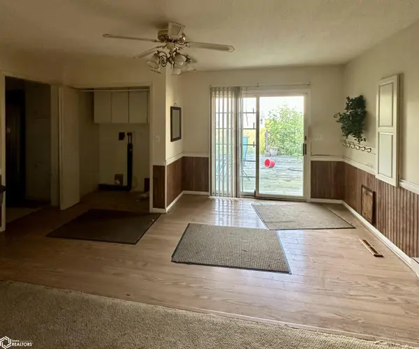 3453 Highway 16, Wever, IA 52658