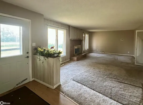 3453 Highway 16, Wever, IA 52658