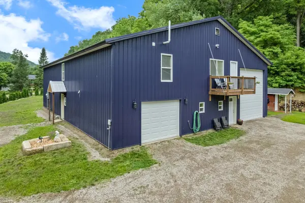 15315 County Road 25, Rollingstone, MN 55969