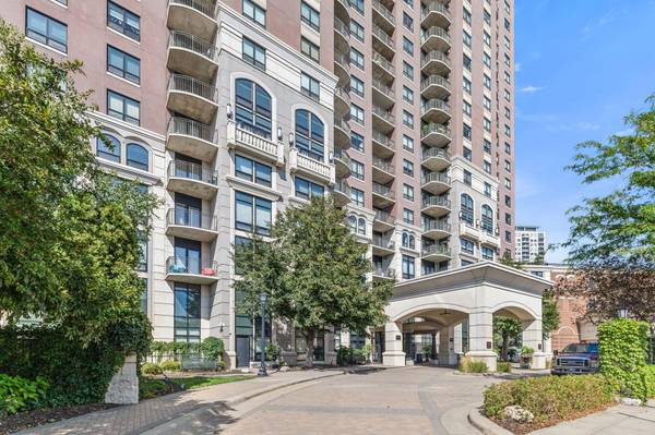 500 E Grant ST #902, Minneapolis, MN 55404