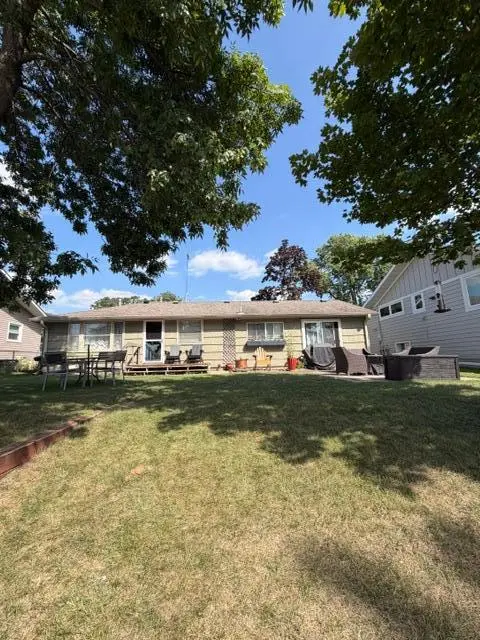431 Shoreacres DR, Big Lake, MN 55309