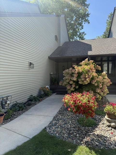 3683 Widgeon WAY, Eagan, MN 55123