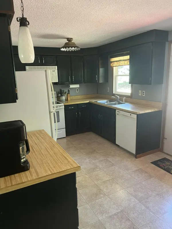 519 1st AVE SE, Rothsay, MN 56579