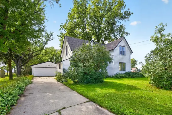 414 E Main ST, Racine, MN 55967