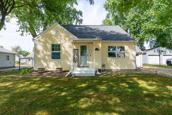 548 W Hudson ST, Mondovi, WI 54755