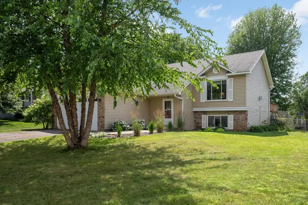 4089 Pennsylvania AVE, Eagan, MN 55123