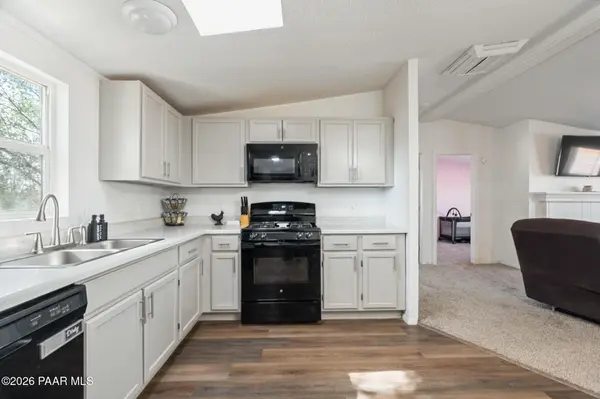 325 W Acapulco WAY, Paulden, AZ 86334