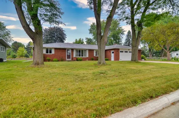 1040 DEBRA ST, Wrightstown, WI 54180