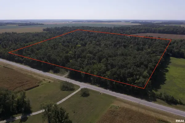 1252 IL-15, Fairfield, IL 62837