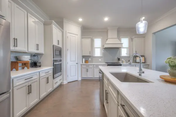 1044 Cabell Dr, Franklin, TN 37064