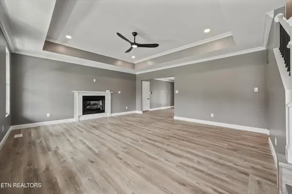 441 Dairy Lane, Lenoir City, TN 37772