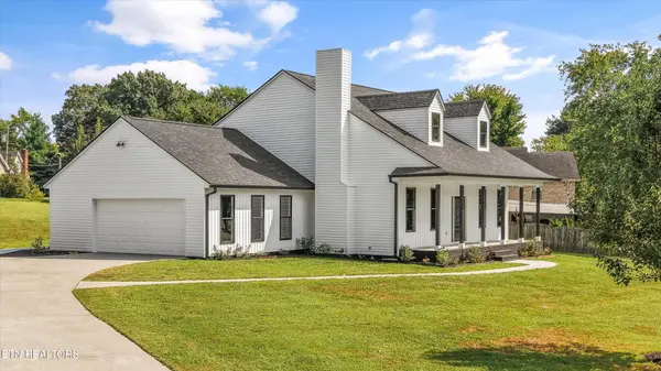441 Dairy Lane, Lenoir City, TN 37772
