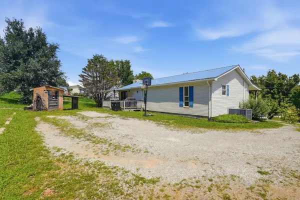 280 Middle Dr, Sparta, TN 38583