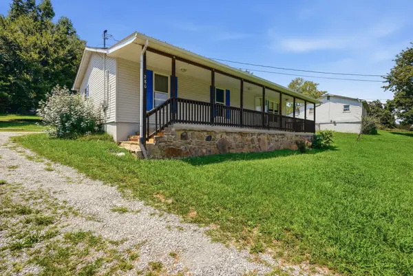 280 Middle Dr, Sparta, TN 38583