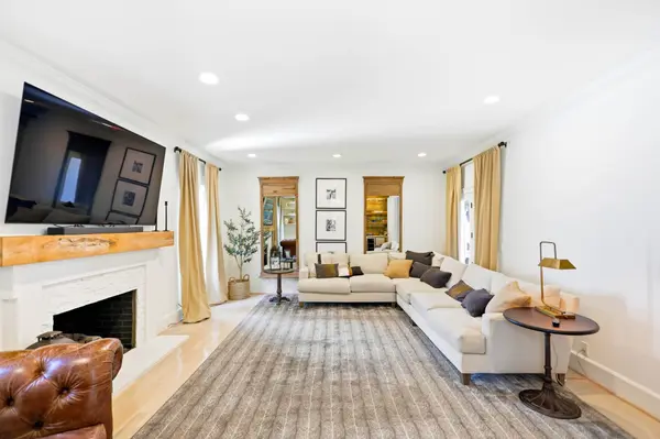 107 Chatsworth Dr, Nashville, TN 37215