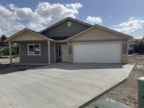 425 N Garvin Ct, Greenacres, WA 99016