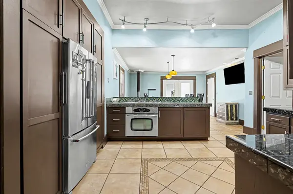 518 E Mulvane, Mulvane, KS 67110