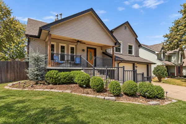 227 S Parkdale St, Wichita, KS 67209