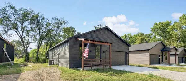 325 S Oak AVE, Sparta, MO 65753