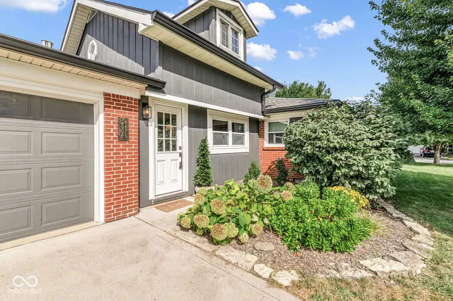 8675 Luann ST, Noblesville, IN 46062