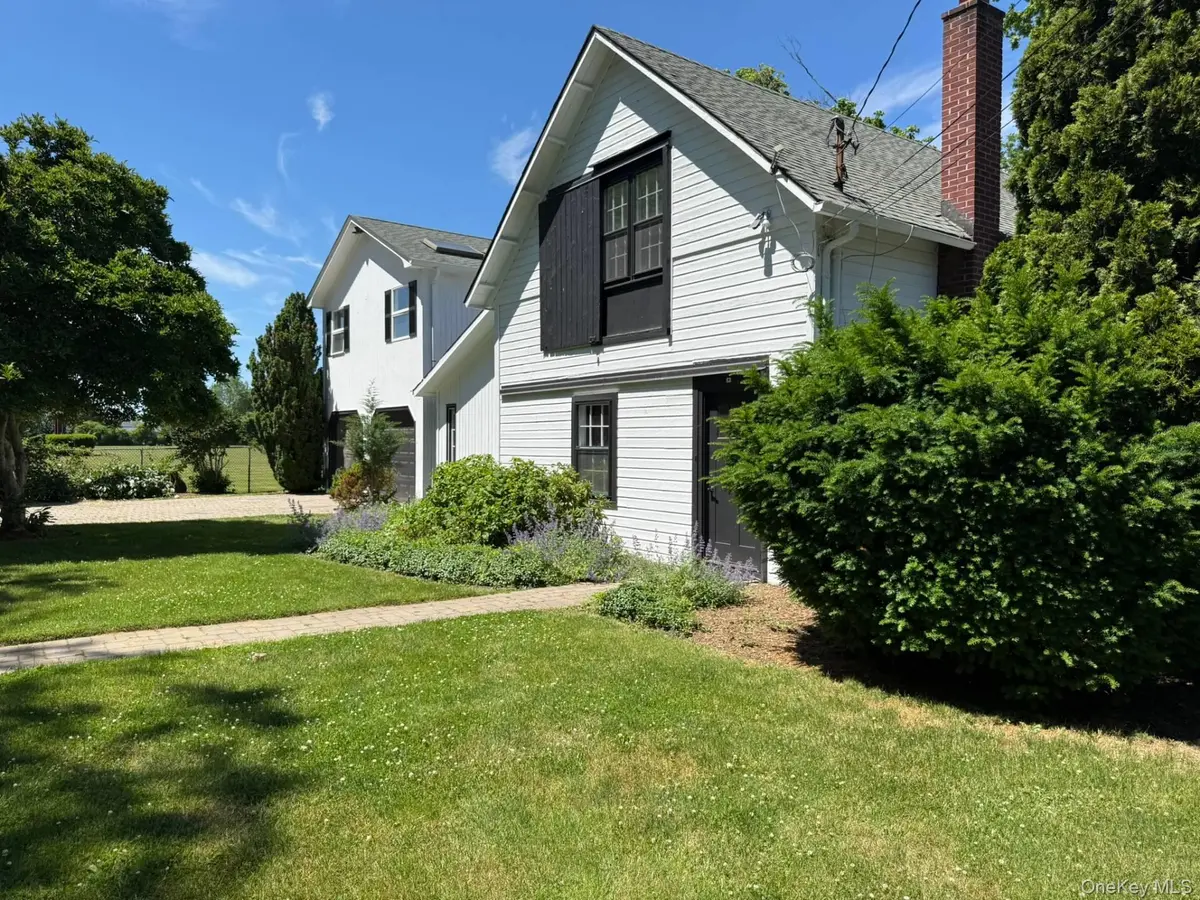 270 North ST, Cutchogue, NY 11935