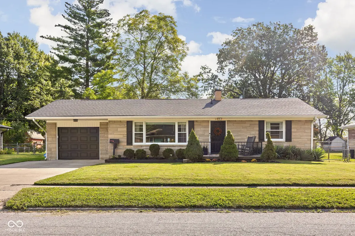 333 Brookside LN, Plainfield, IN 46168