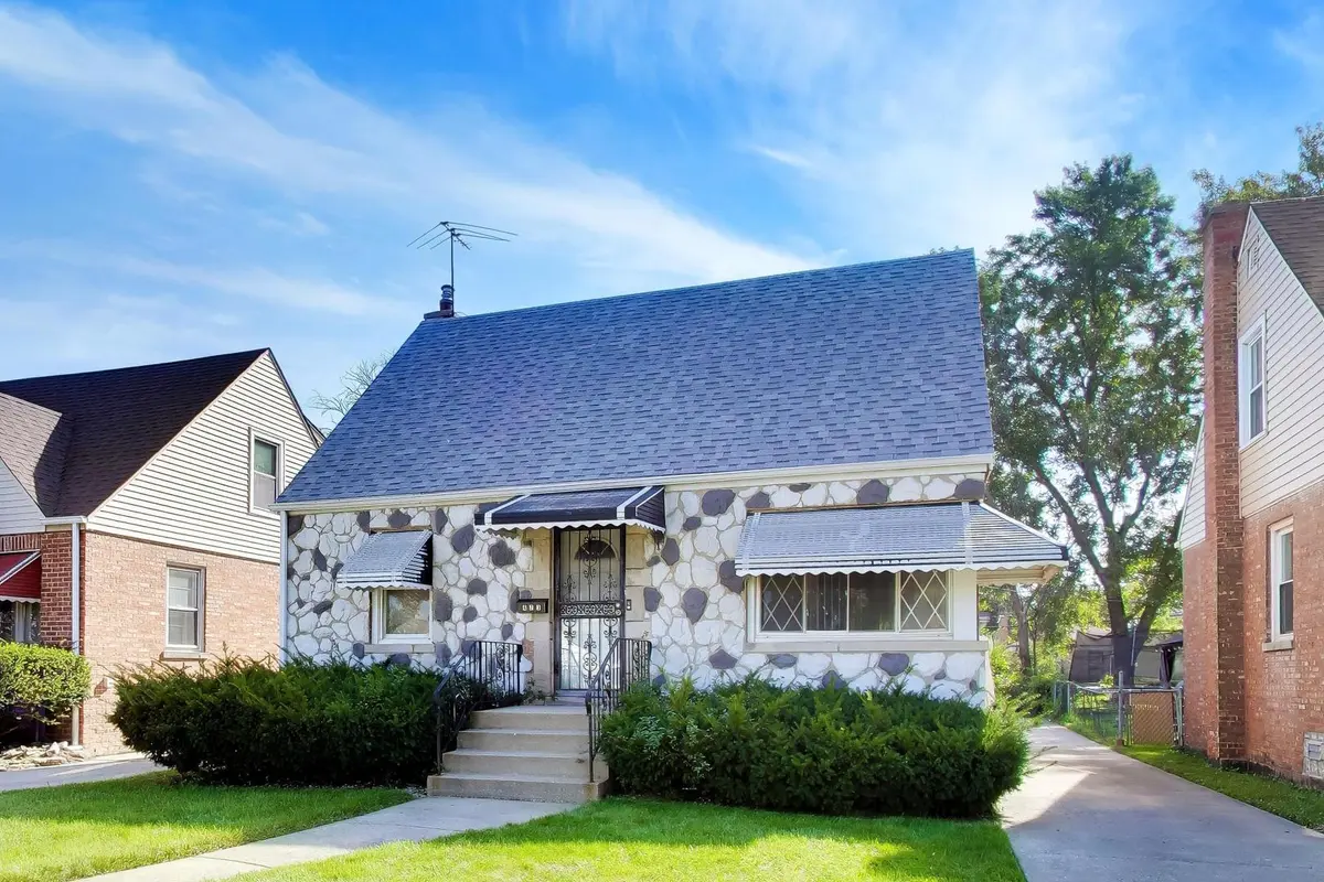423 Frederick AVE, Bellwood, IL 60104