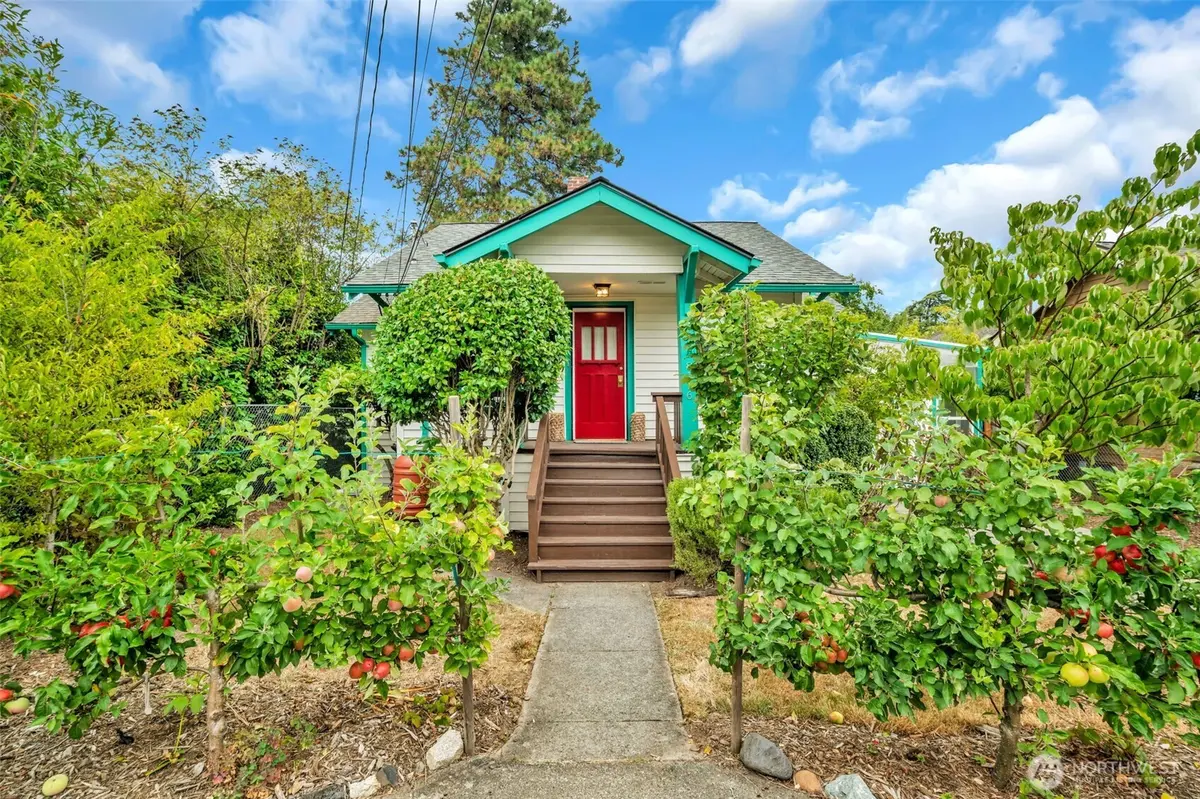 8116 48th AVE S, Seattle, WA 98118