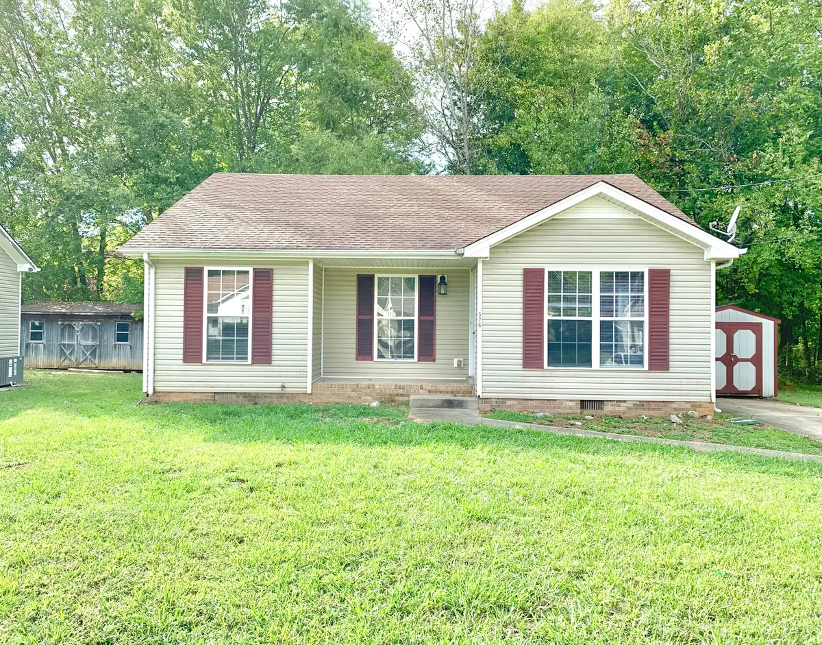 576 Joshua Dr, Clarksville, TN 37042
