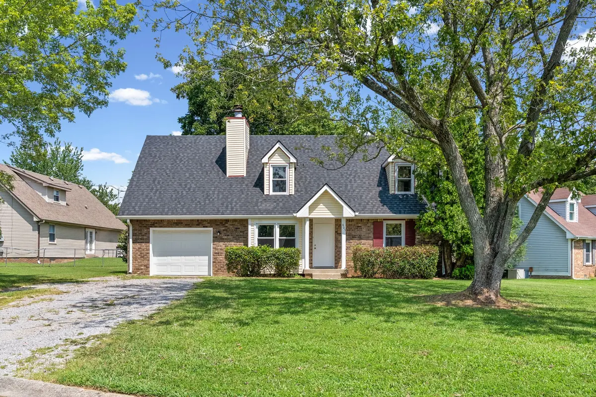 805 Benwood Dr, Clarksville, TN 37042