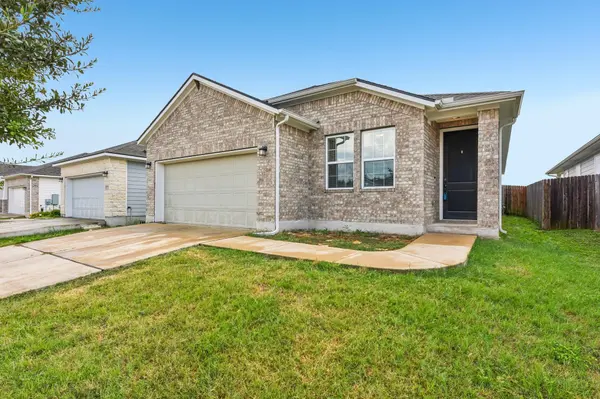 128 Lacey Oak LOOP, San Marcos, TX 78666