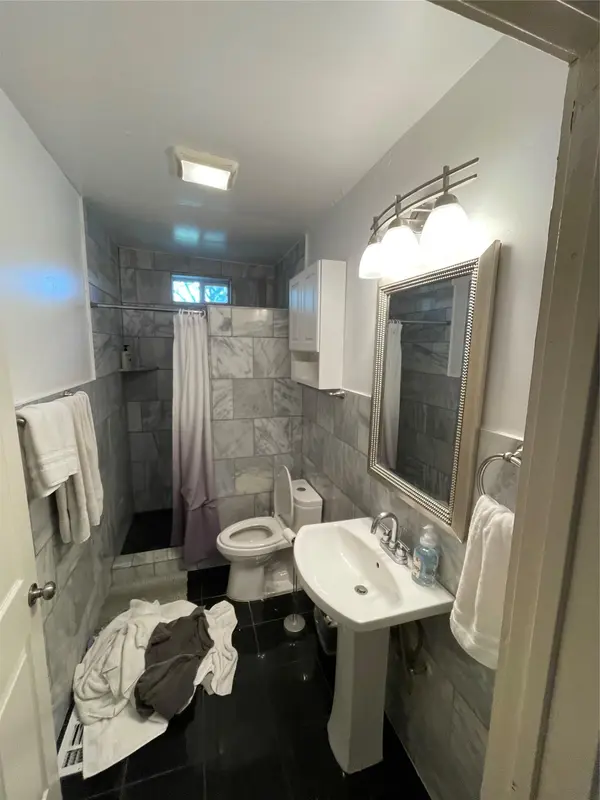 1011 W 10th ST, Austin, TX 78703