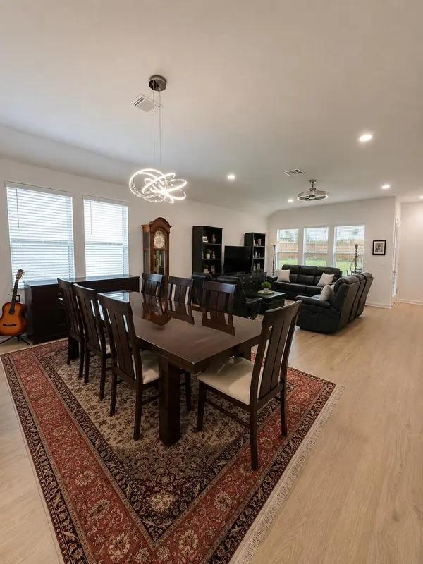 2100 Magnolia Hill DR, Leander, TX 78641
