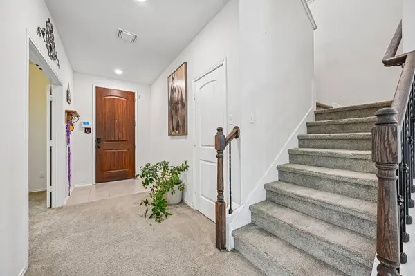 4002 Kings Canyon DR, Taylor, TX 76574
