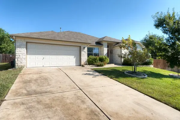 1611 Briar Hill DR, Georgetown, TX 78626