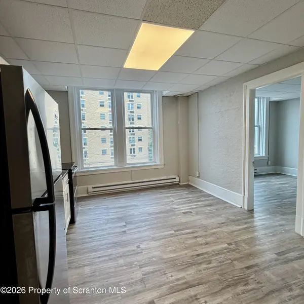 102 Delaware AVE #3B, Olyphant, PA 18447
